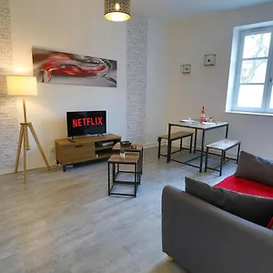  Appartement T2 En Rdc Style Industriel En Centre De